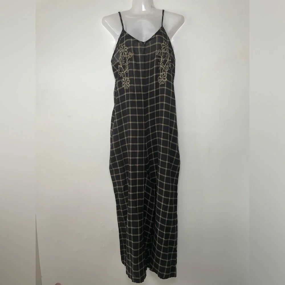 World Market Black Wide leg windowpane Embroidered Jumpsuit pockets Women sz XL - Picture 2 of 9
